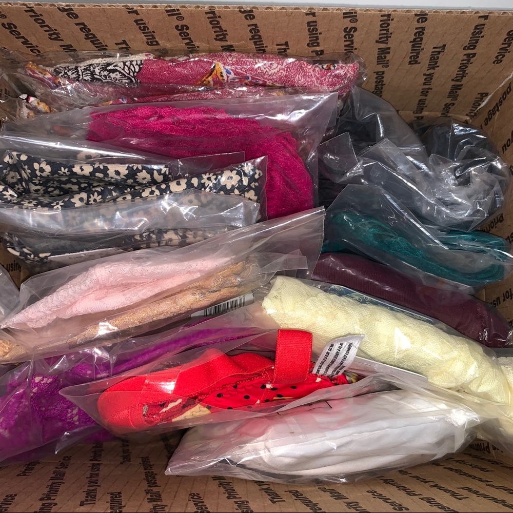 Reseller Lot Free People Bundle All New - Picture 2 of 6
